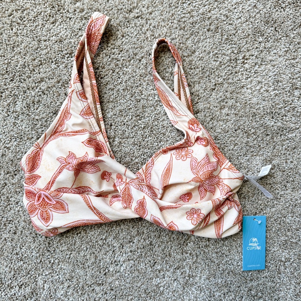 Cupshe Cream and Orange Floral Bikini Top